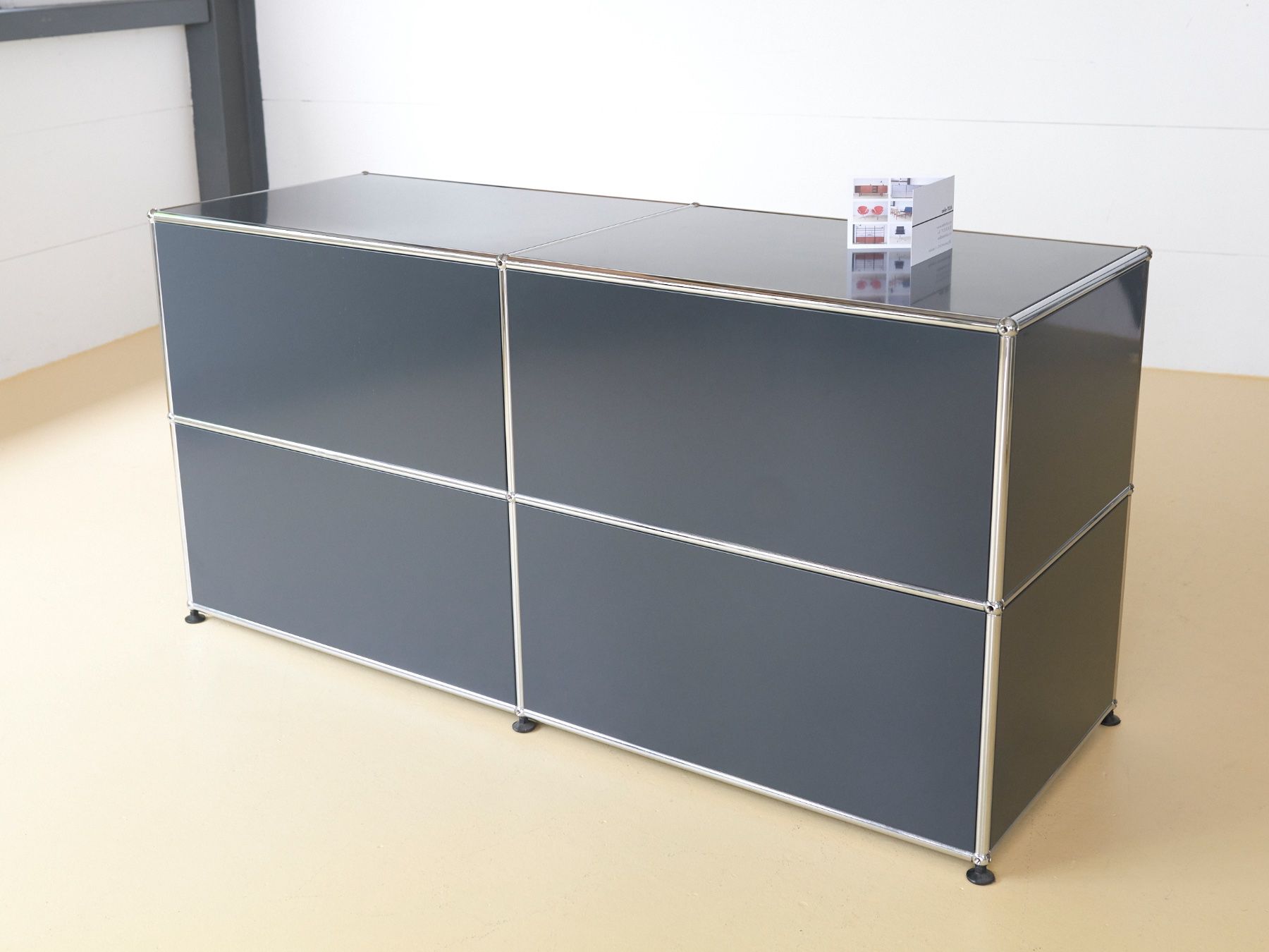 Kommoden: USM Druckermöbel in Anthrazitgrau, Sideboard – Gebraucht aus Meinisberg von atelier_TILIJA 9