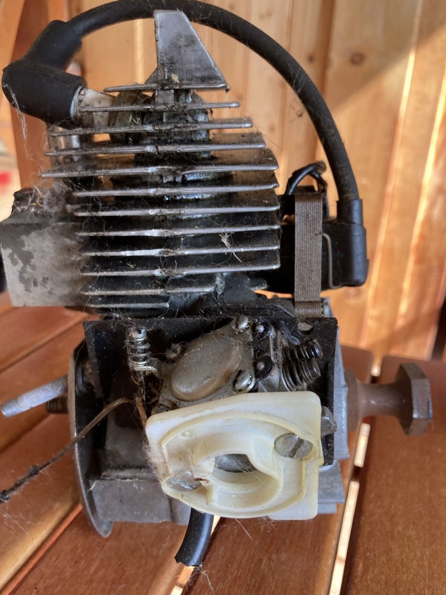 Modellismo RC: Modellflugzeuge Benzinmotor – Difettoso da wattenwil venduto da WB66 1