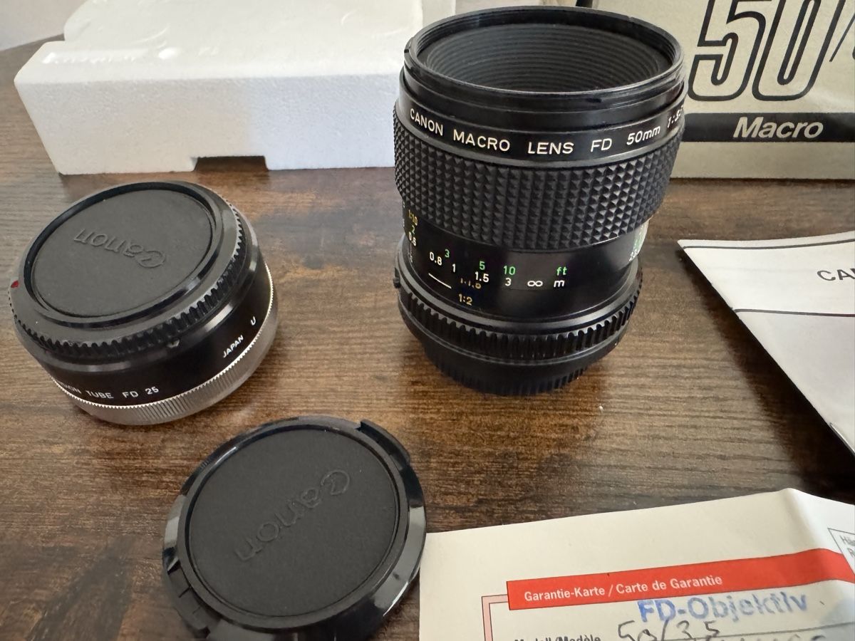 Canon Objectifs: Canon fd machro 50/1:3.5 objektiv – Neuf avec emballage d'origine à Zunzgen par milesdavis76 2