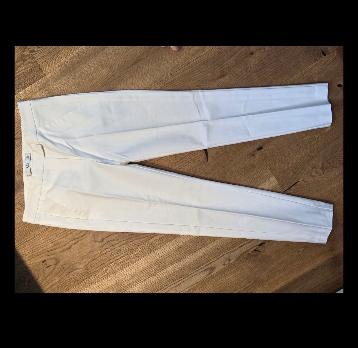 Mango Pantaloni: MANGO Stoffhose weiss – Usato da Sugiez venduto da mir_5flk 1