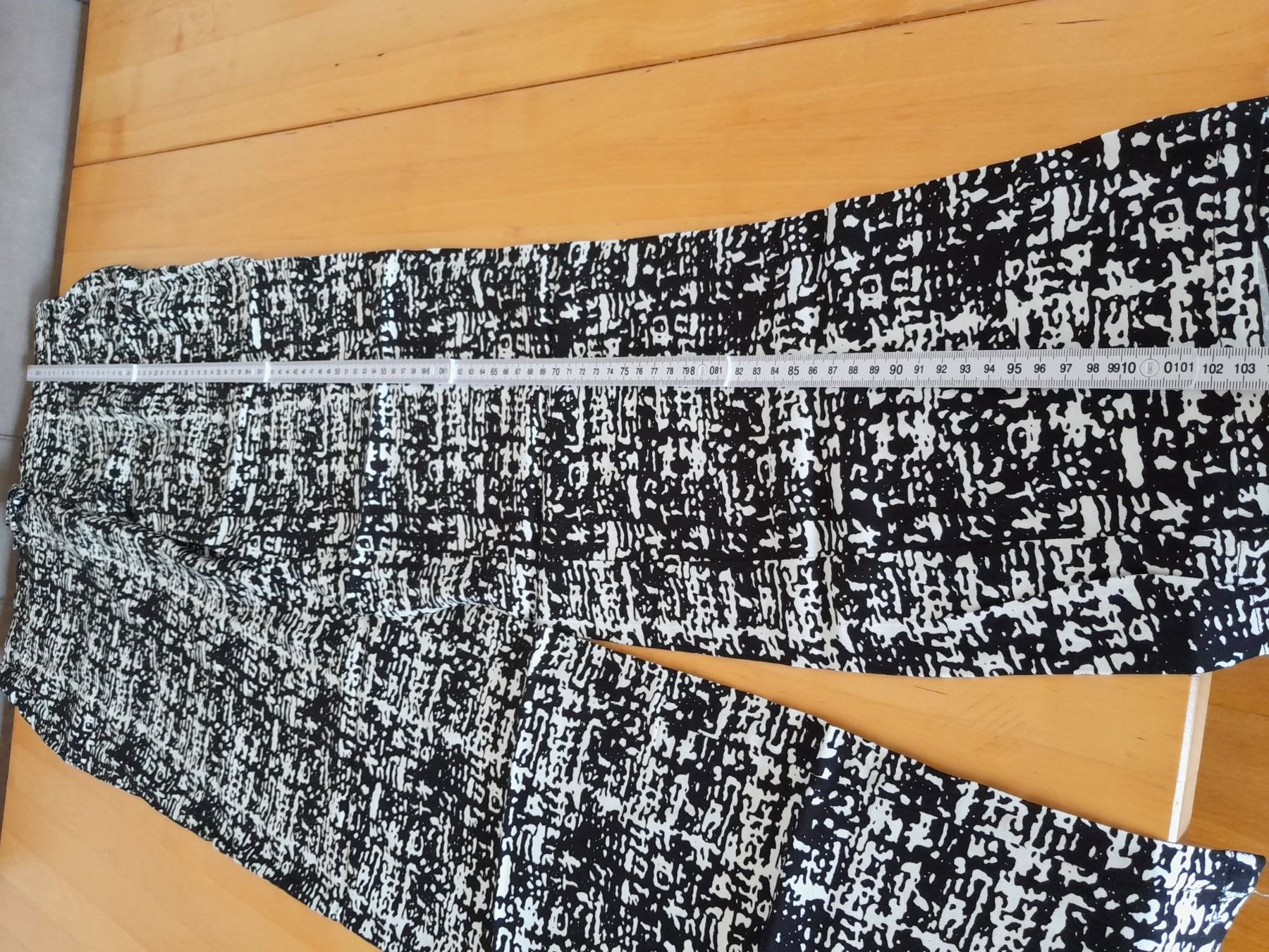 Hosen: Pantalon DAMART neuf noir 42 – Neu (gemäss Beschreibung) aus Charmey (Gruyère) von Laulau.sansan 4