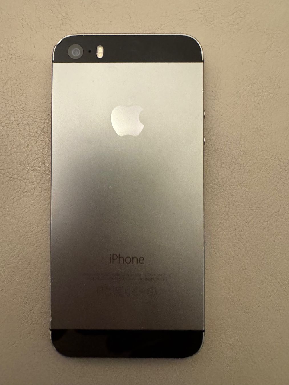 Apple Portables: iPhone 5S – Défectueux à Adliswil par Busys 2