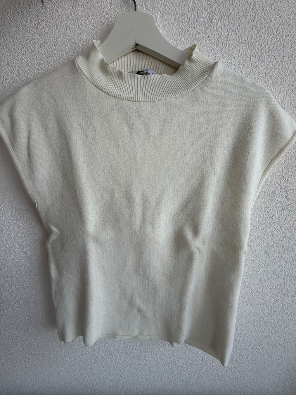 Mango Tops: Stricktop Mango – Gebraucht aus Luzern von maz_jq6n