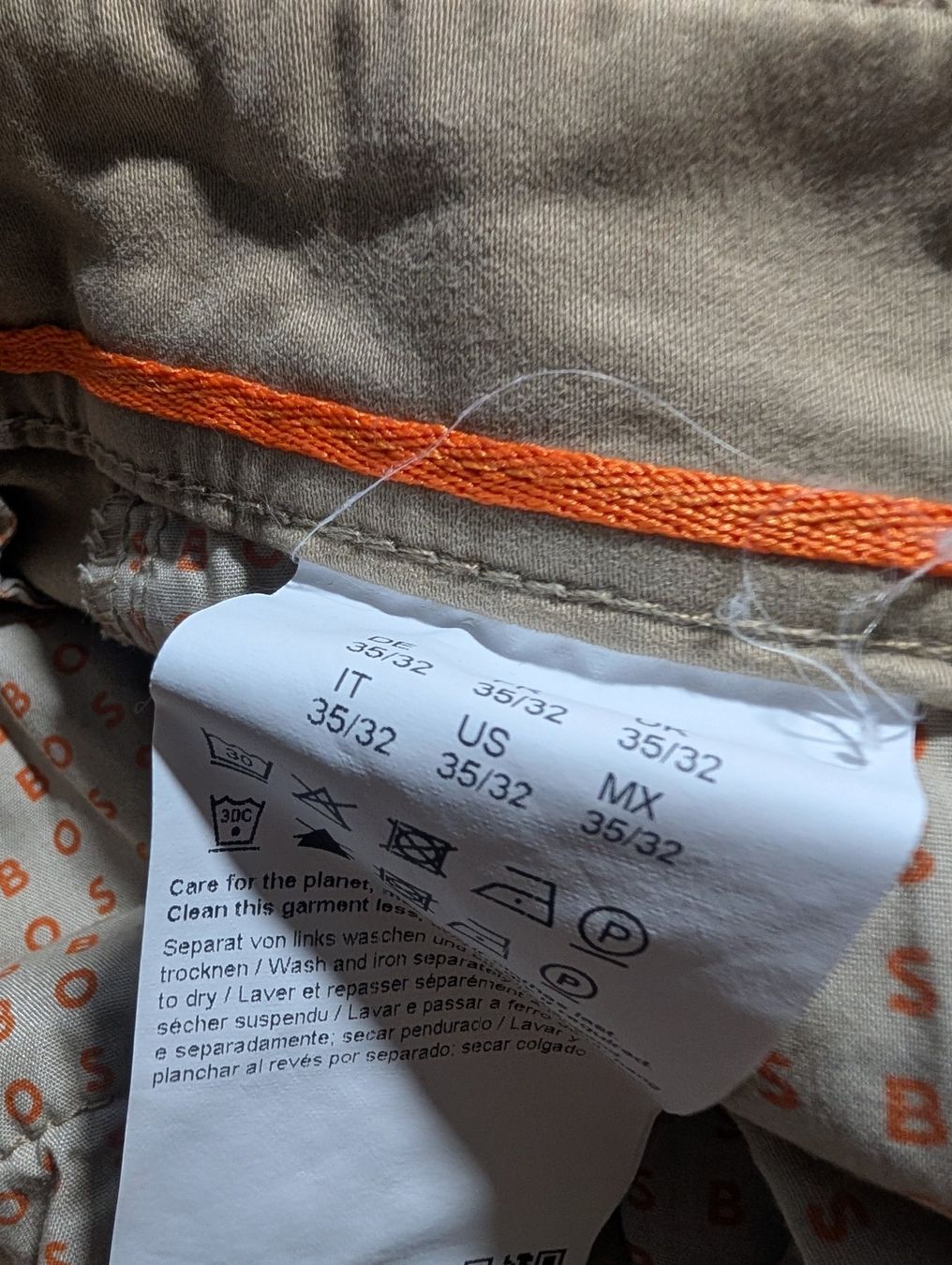 Hugo Boss Pantaloni: Boss Chino Hose beige Grösse 35/ Länge 32 – Usato da Stans venduto da Magas 2