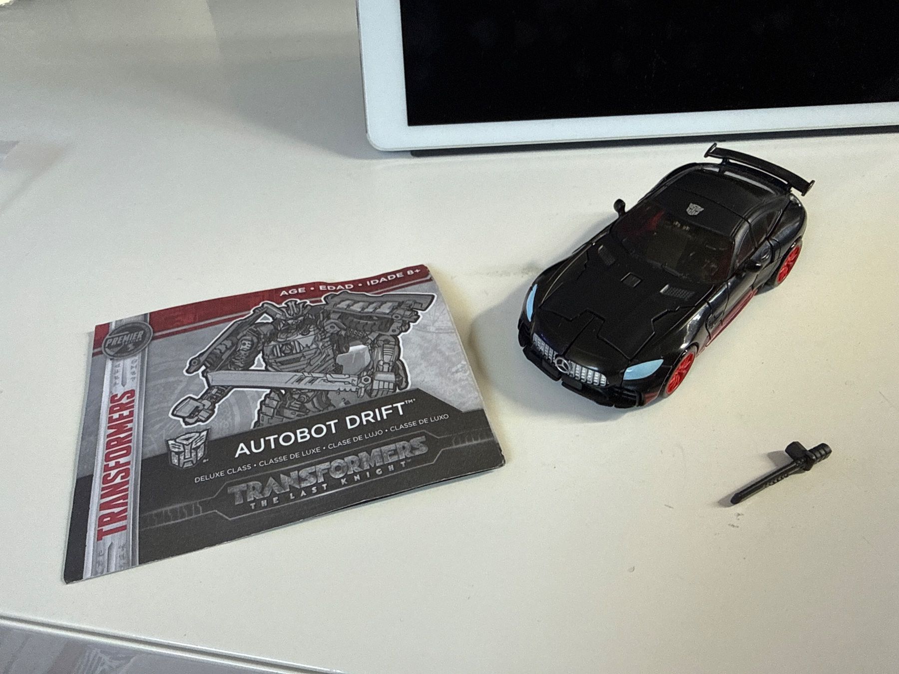 Hasbro Statuette: Transformers - Autobot Drift Mercedes Hasbro – Usato da Allschwil venduto da meeresperle