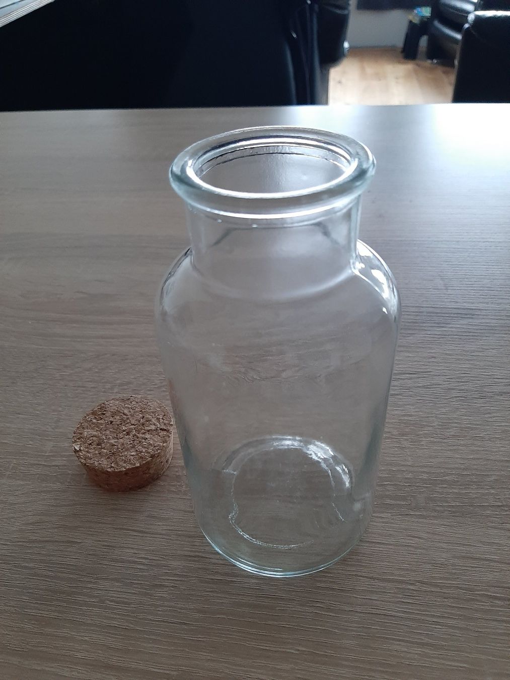 Bicchieri: Glasgefäss / Vase mit Korkdeckel – Usato da Menziken venduto da Rien1 3