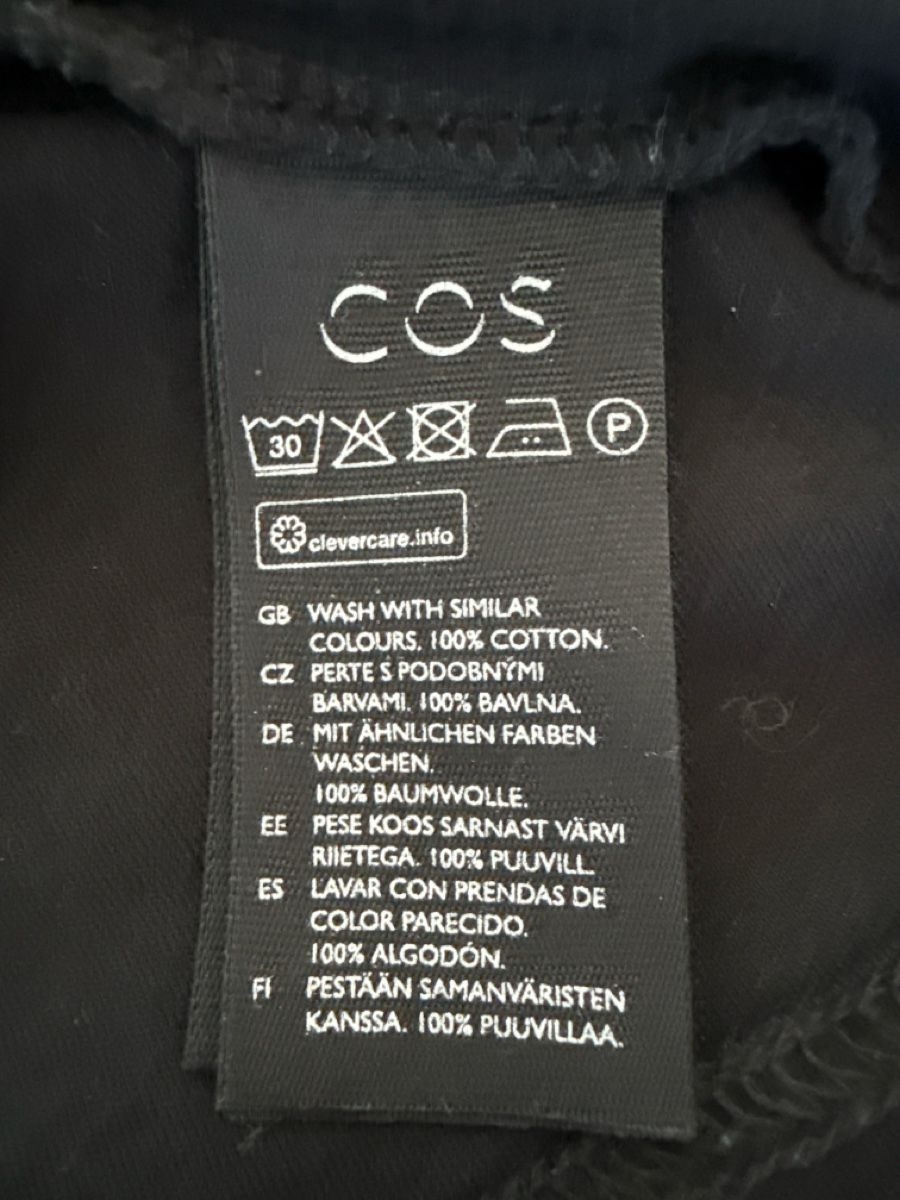 Cos Camicette: COS black shirt – Usato da Zürich venduto da jbeauxarts 2