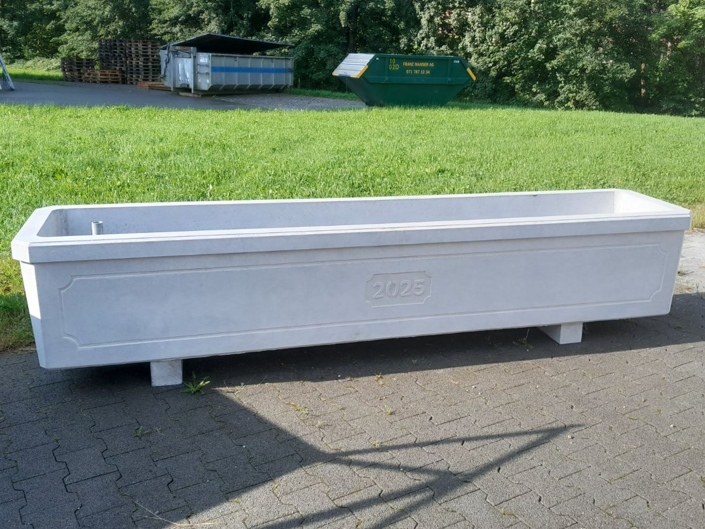 Stagni & Fontane ornamentali: Brunnen  Trog  Betonbrunnen – Nuovo (secondo la descrizione) da Urnäsch venduto da Gwandsenn 8