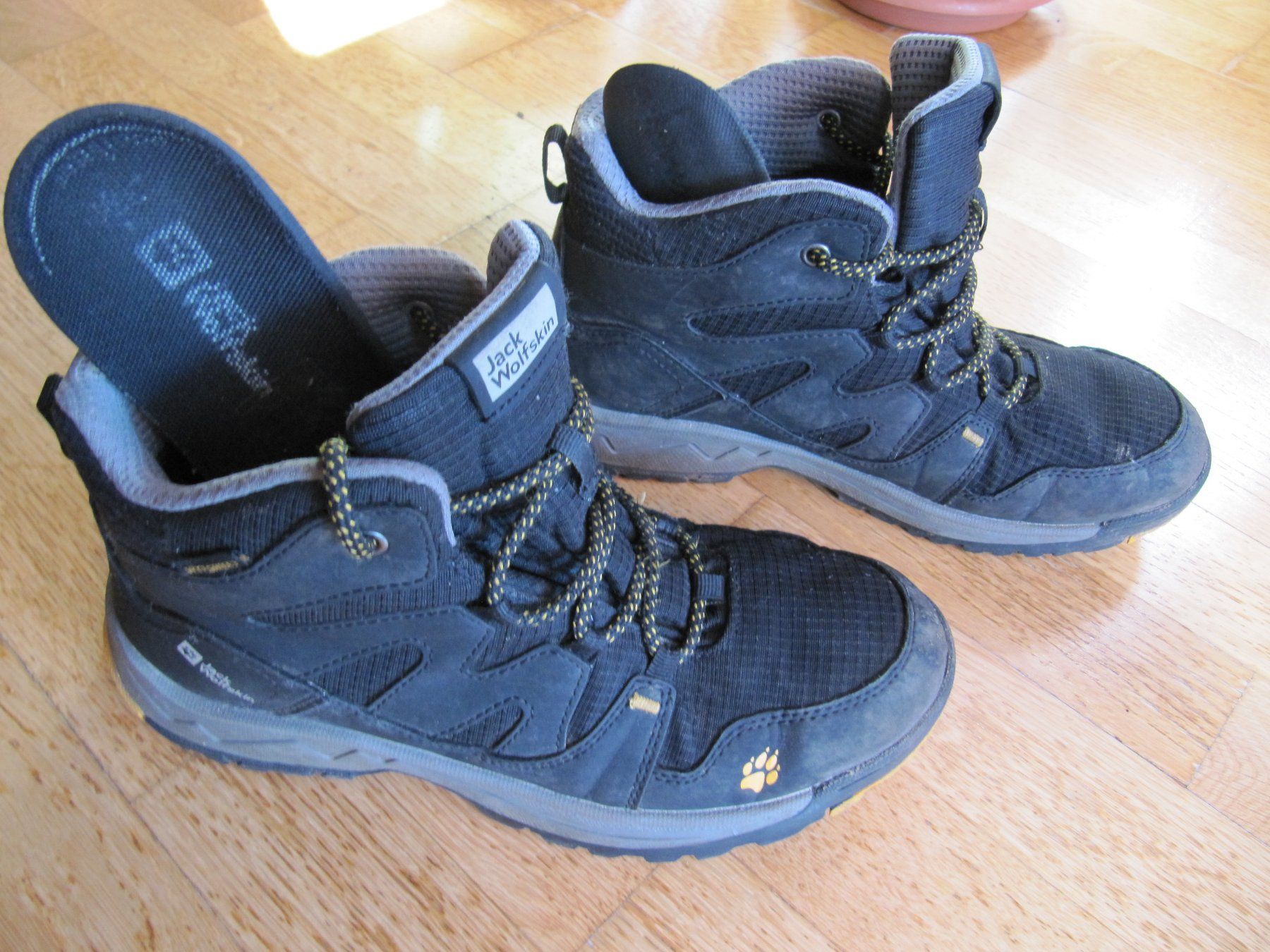 Jack Wolfskin Herrenschuhe: Wanderschuhe Jack Wolfskin, Gr. 37 / UK4 – Gebraucht aus Würenlos von Carabella0