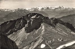 Pilatus Kulm (LU) Blick auf die Berner Alpen