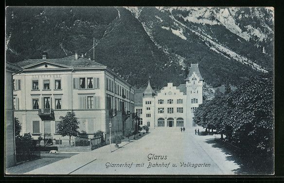 Cartoline postali: Glarus, Glarnerhof mit Bahnhof u. Volksg – Usato da Berlin venduto da bartko-reher