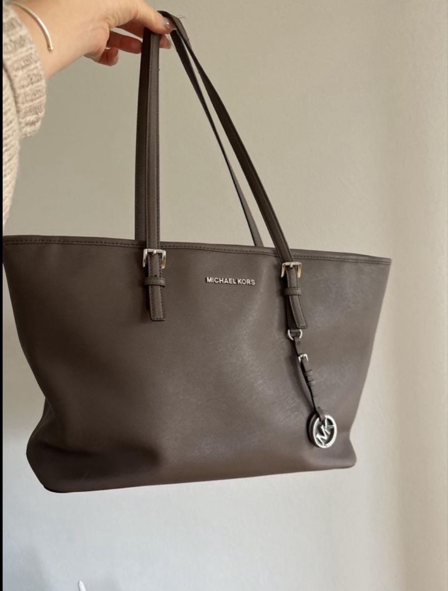 Michael Kors Borse da donna: Orginal Michael Kors Tasche Beige – Usato da Lufingen venduto da ean_57hk
