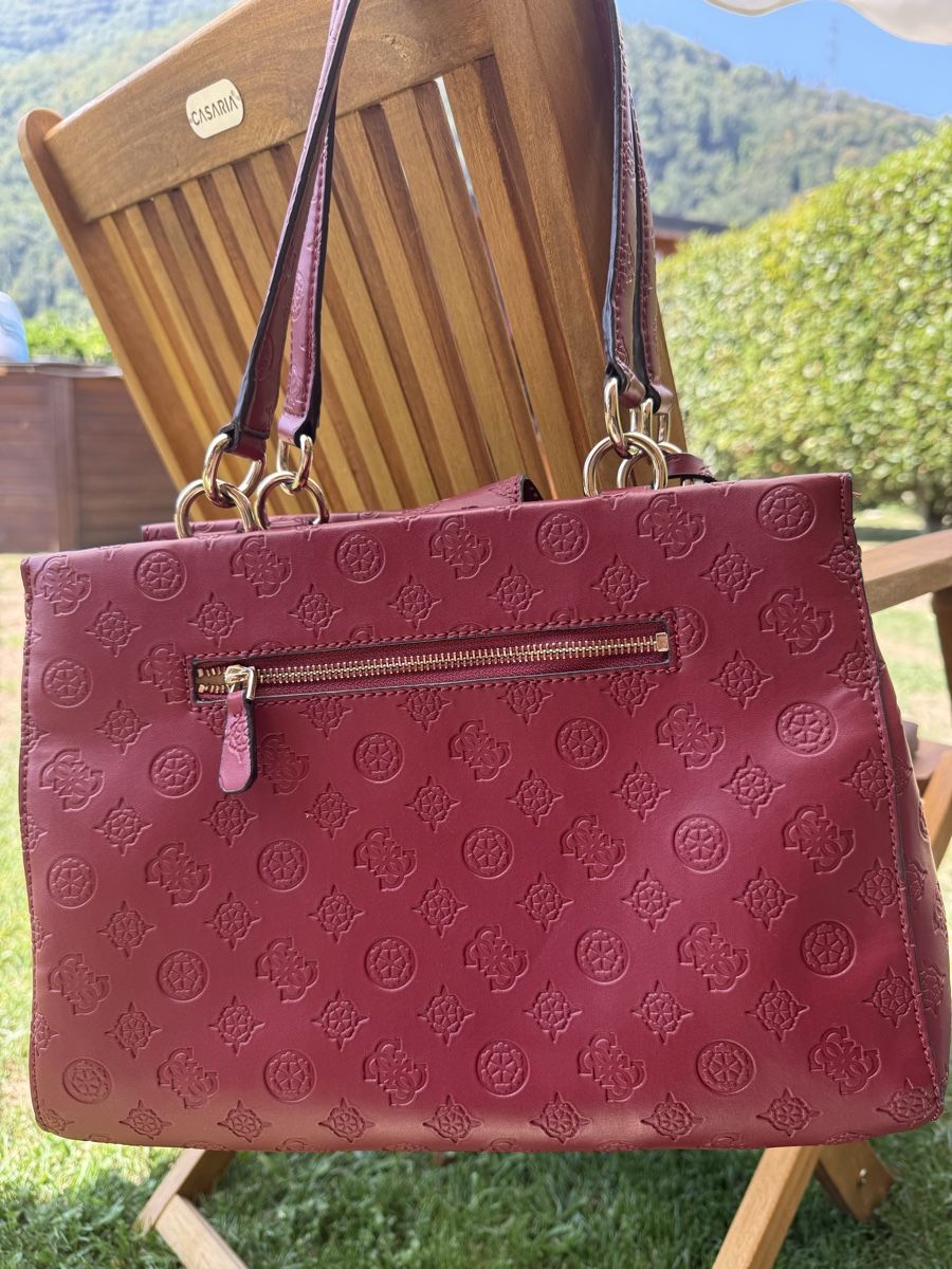 Guess Sacs femmes: Sac à main Guess Bordeaux – D'occasion à MASSONGEX par Luluone 3