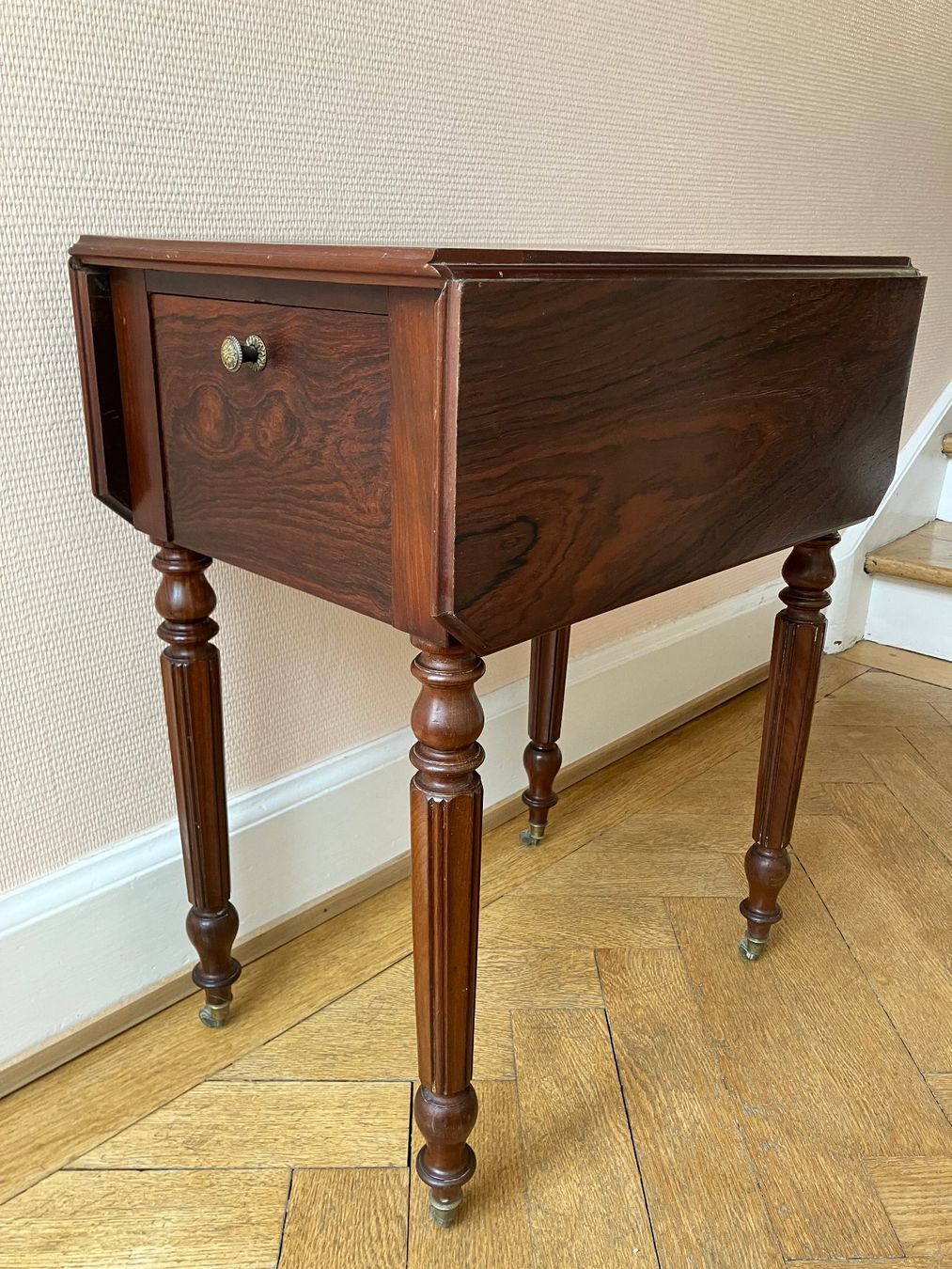 Tische: Table d'appoint époque Louis Philippe, battants pliables – Gebraucht aus Basel von Lancer4 1