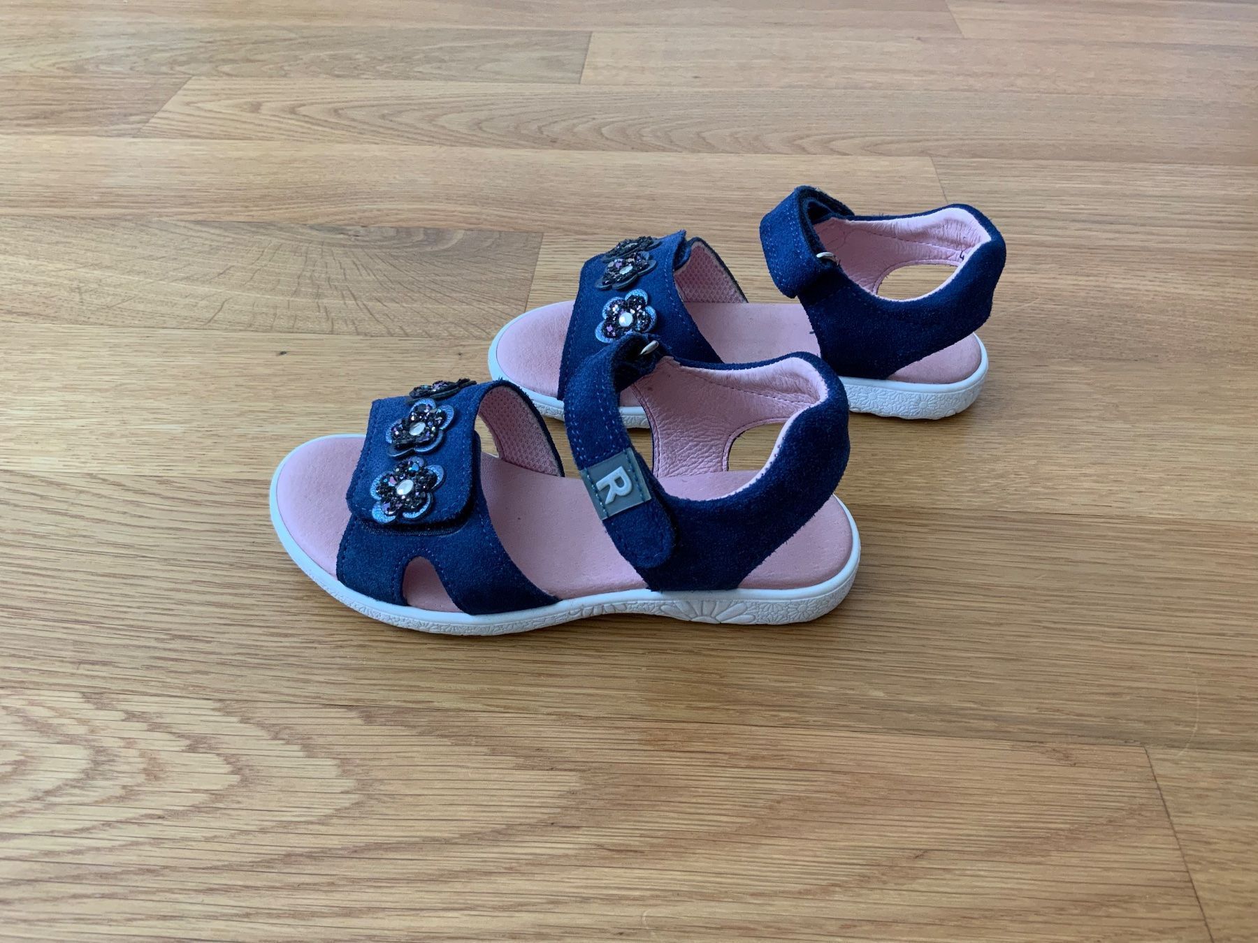 Scarpe per ragazze: Richter Sandale für Mädchen Gr. 28 – Usato da Niederstetten venduto da Elmar77