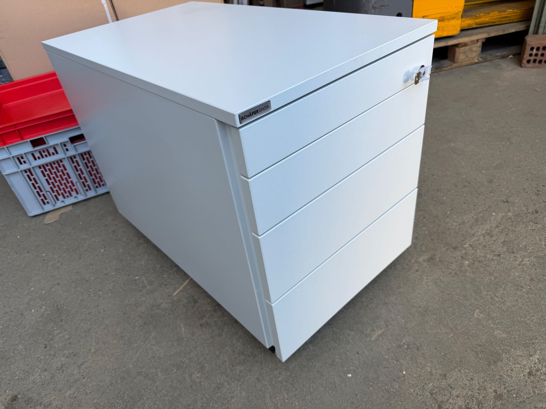 Banconi: neuer Rollcontainer, 4 Schübe, mit Griffnut, hellgrau – Nuovo (secondo la descrizione) da Necker venduto da liq24 1