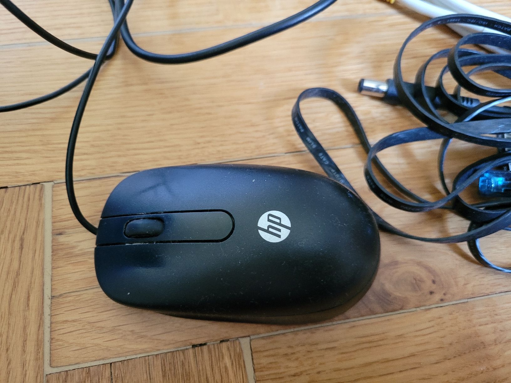 Tastiere: Tastatur, Headset, Maus und Netzteil – Usato da Genève venduto da inu_ln6m 1