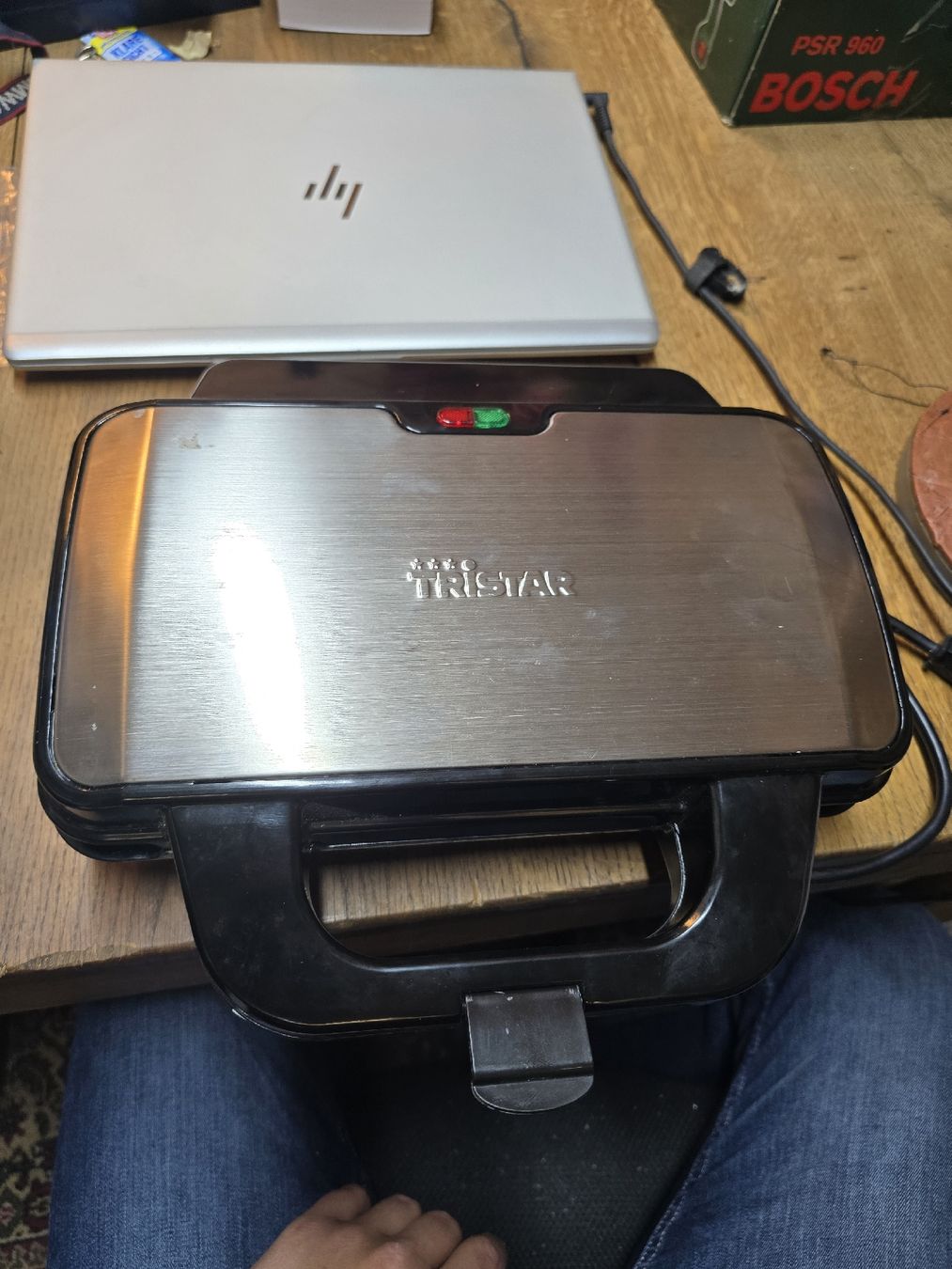 Elettrodomestici da cucina: Sandwichmaker Tristar 900W läuft einwandfrei (D) – Usato da Rorschach venduto da TimelessTrading 1