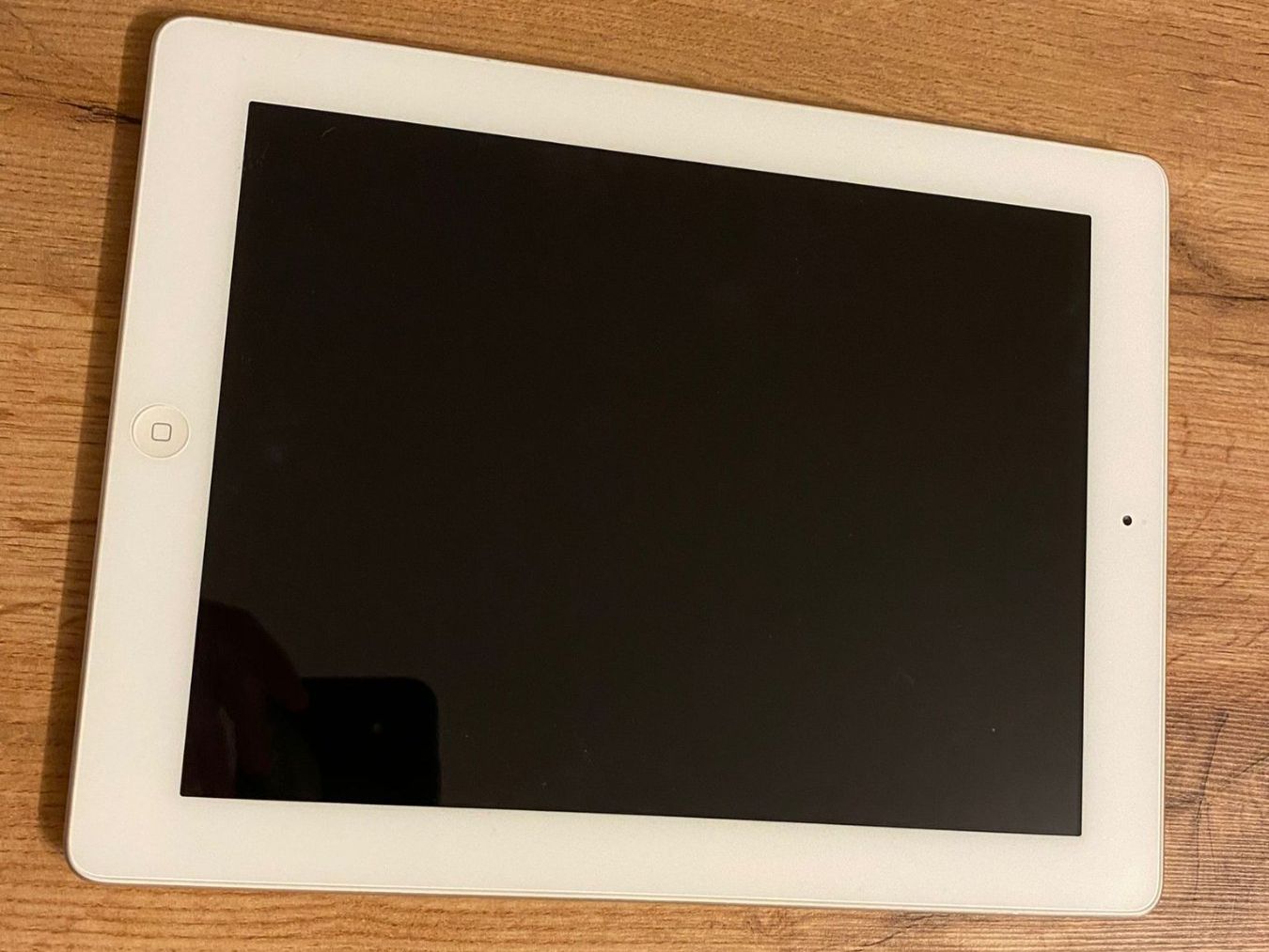 Apple Tablet PC: iPad (Model A1458) - 16 GB – Usato da Uster venduto da faandrei