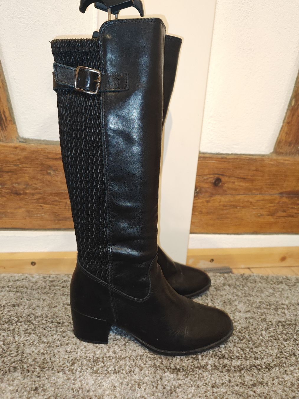 Tamaris Damenschuhe: Stiefel Gr. 37 – Gebraucht aus Windlach von ramona_l 1