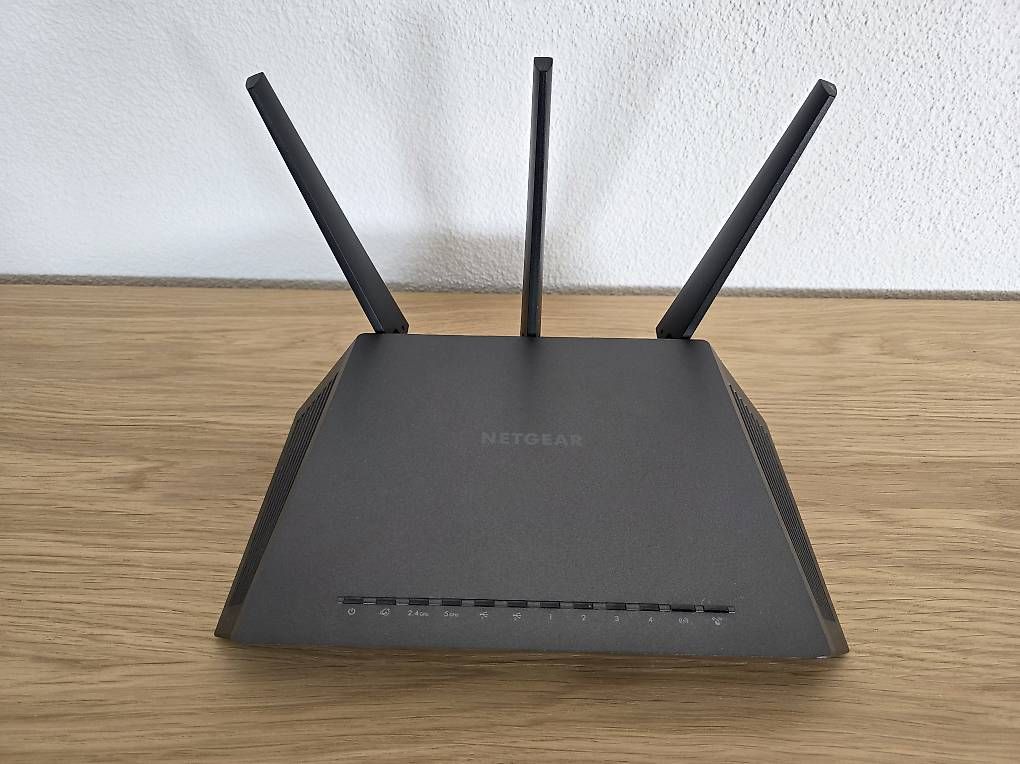 Modem & Router: Netgear Nighthawk R7000 Wifi Router – Usato da Sonnental venduto da car_bht7 1