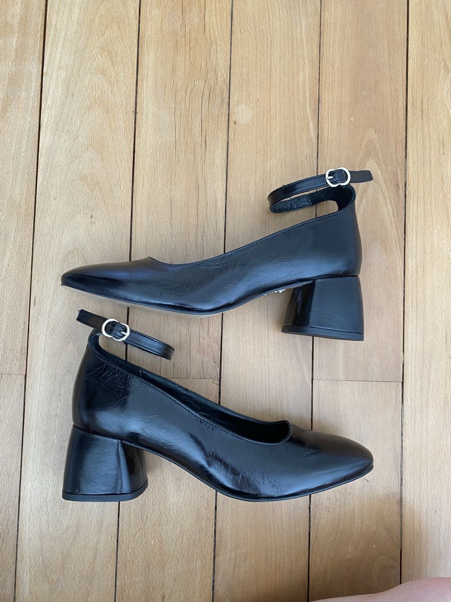 Scarpe da donna: Minelli Paris Pumps Schwarz Leder Gr. 38 – Nuovo e nell'imballaggio originale da Luzern venduto da nee_zjh6 2