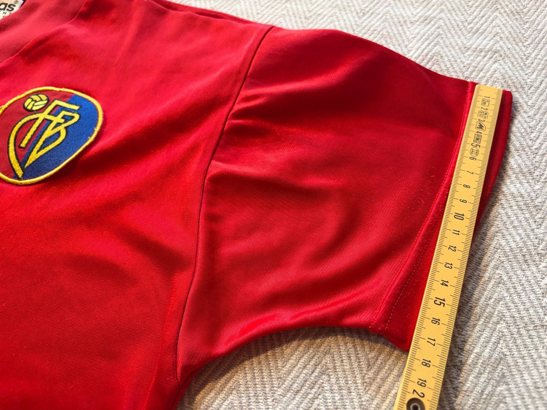 FC Basel Canottiere & Pantaloni: FC BASEL Trikot Saison 93-95 - S/M – Usato da Aarberg venduto da umearocks 5