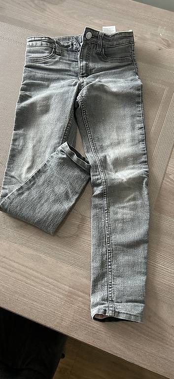 Pantaloni: Jeans für Mädchen  – Usato da Bürglen TG venduto da olg_v7f7