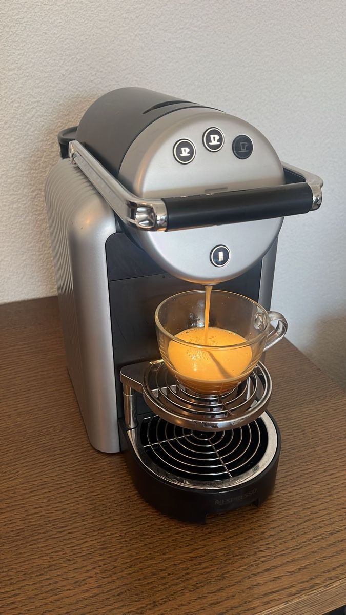 Nespresso Kaffeemaschinen & Espressomaschinen: Nespresso Zenius – Gebraucht aus Root von HHParts 1