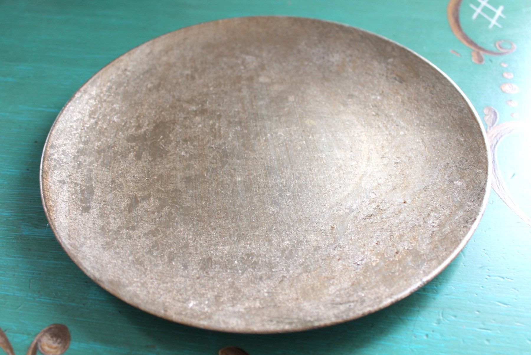 Teller: DEKOTELLER in Metalloptik  22 cm – Gebraucht aus Rebstein von QuasarVincent 1