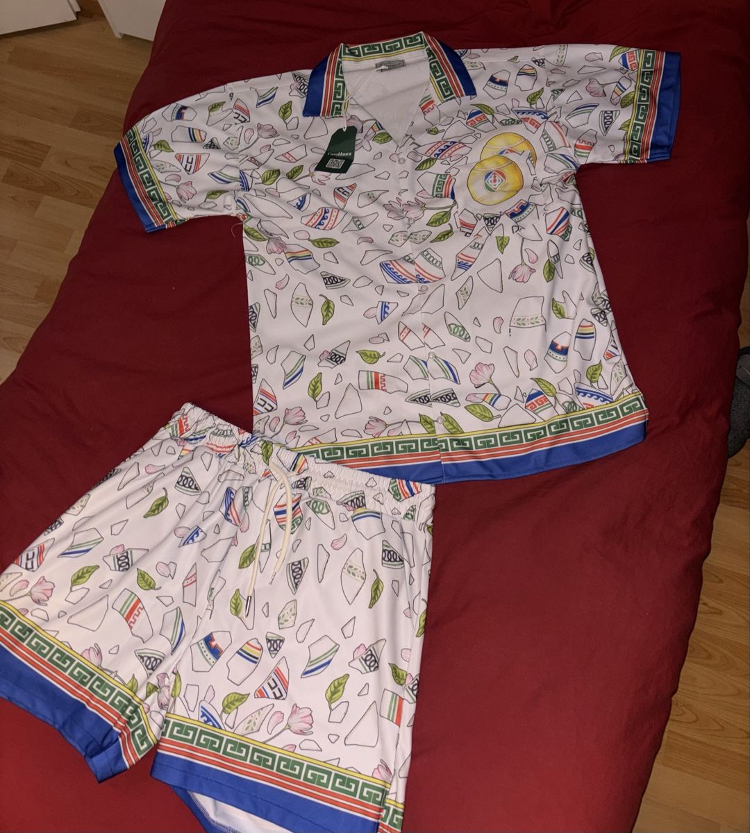 Lots de vêtements: Completo Casablanca camicia e pantaloncini – D'occasion à Derendingen par bra_9jqb