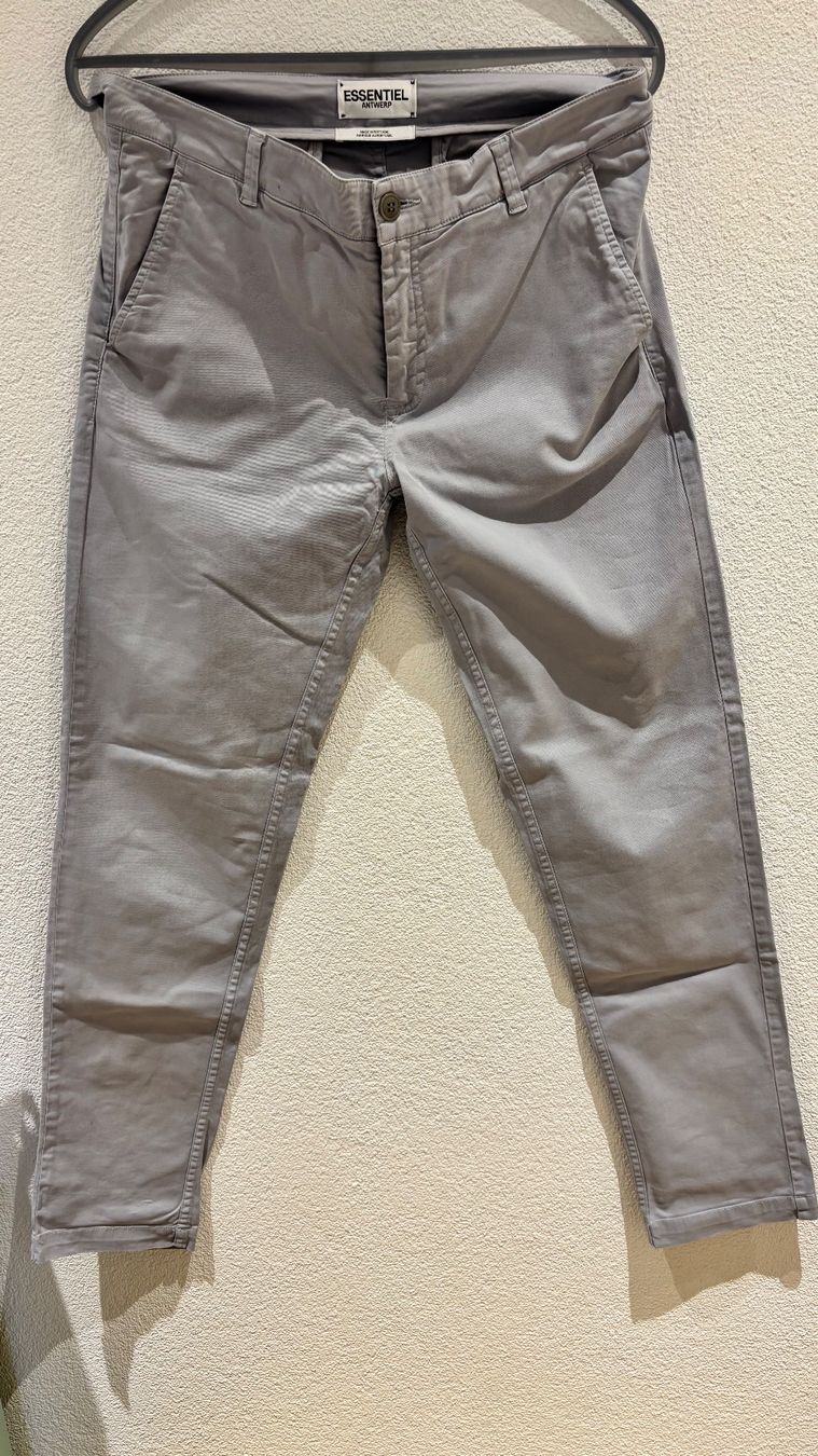 Pantaloni: Essential Antwerp Hose – Nuovo (secondo la descrizione) da Uitikon Waldegg venduto da Thefateofophelia