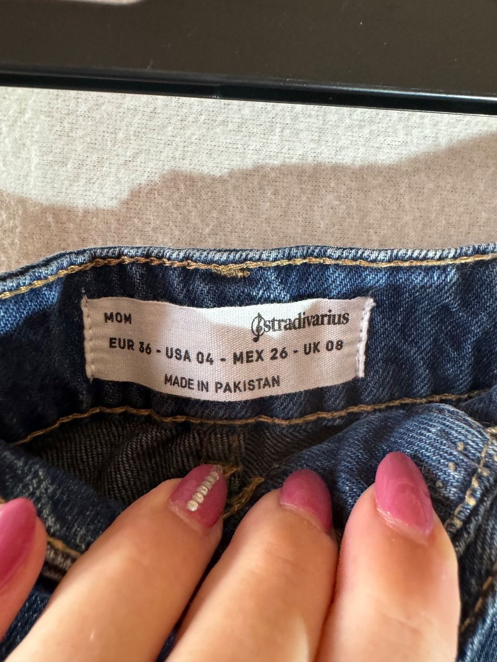 Stradivarius Jeans: Stradivarius Mom Jeans Gr. 36 – Usato da Grosswangen venduto da second_hand_dress 1