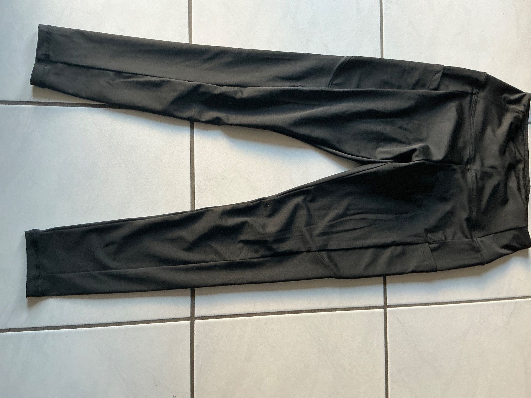Pantaloni: Damen Sporthose - Gr.S – Usato da Galgenen venduto da 67sab