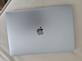Apple MacBook Pro 13 Zoll sehr guter Zustand