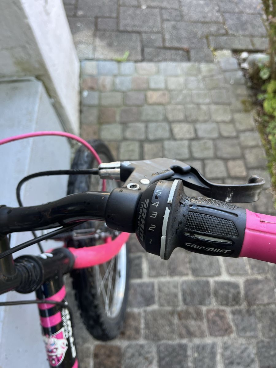 Decathlon Biciclette: Kindervelo B'TWIN Mistigirl 320, 20 Zoll – Usato da Gockhausen venduto da trulli633 1