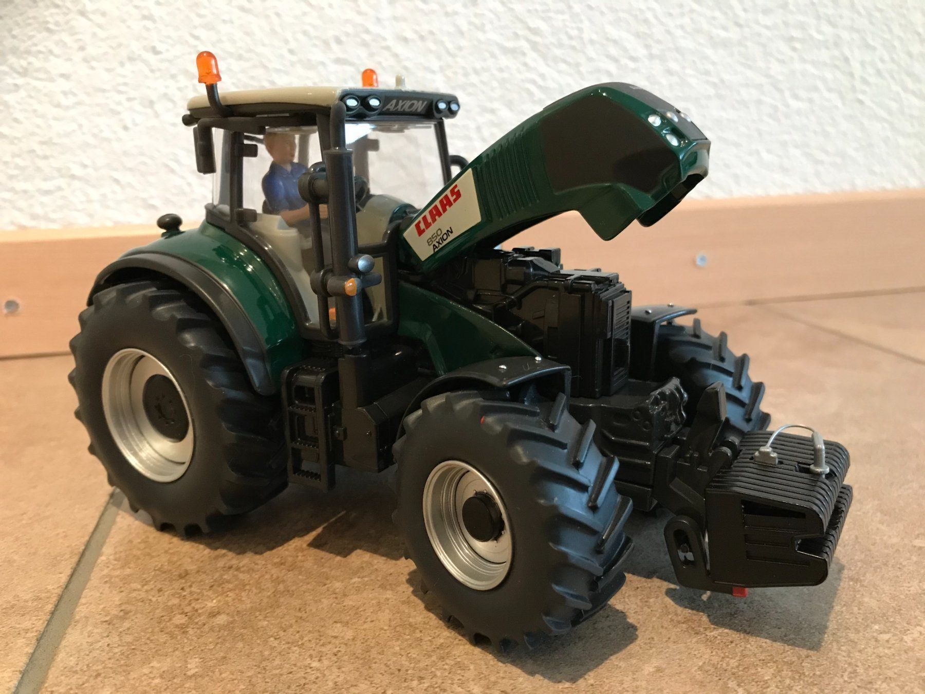 Claas Trattori: SIKU Claas Axion 850 – Nuovo e nell'imballaggio originale da Kreuzlingen venduto da Stefan1150 2