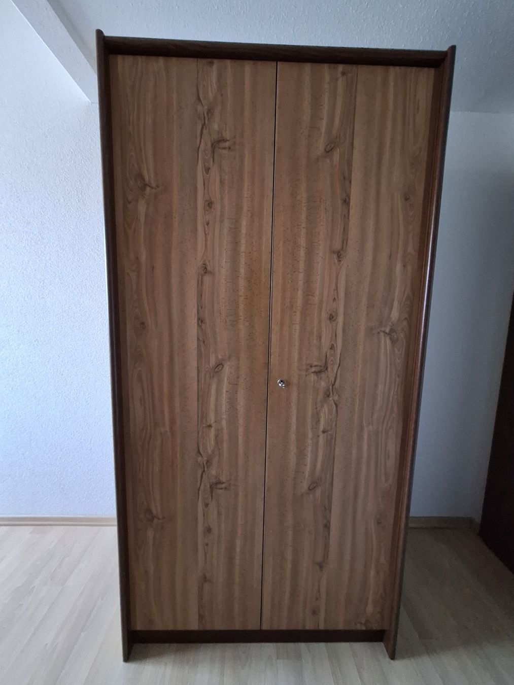 Armadi: Kleiderschrank – Usato da Wohlen AG venduto da trixlij