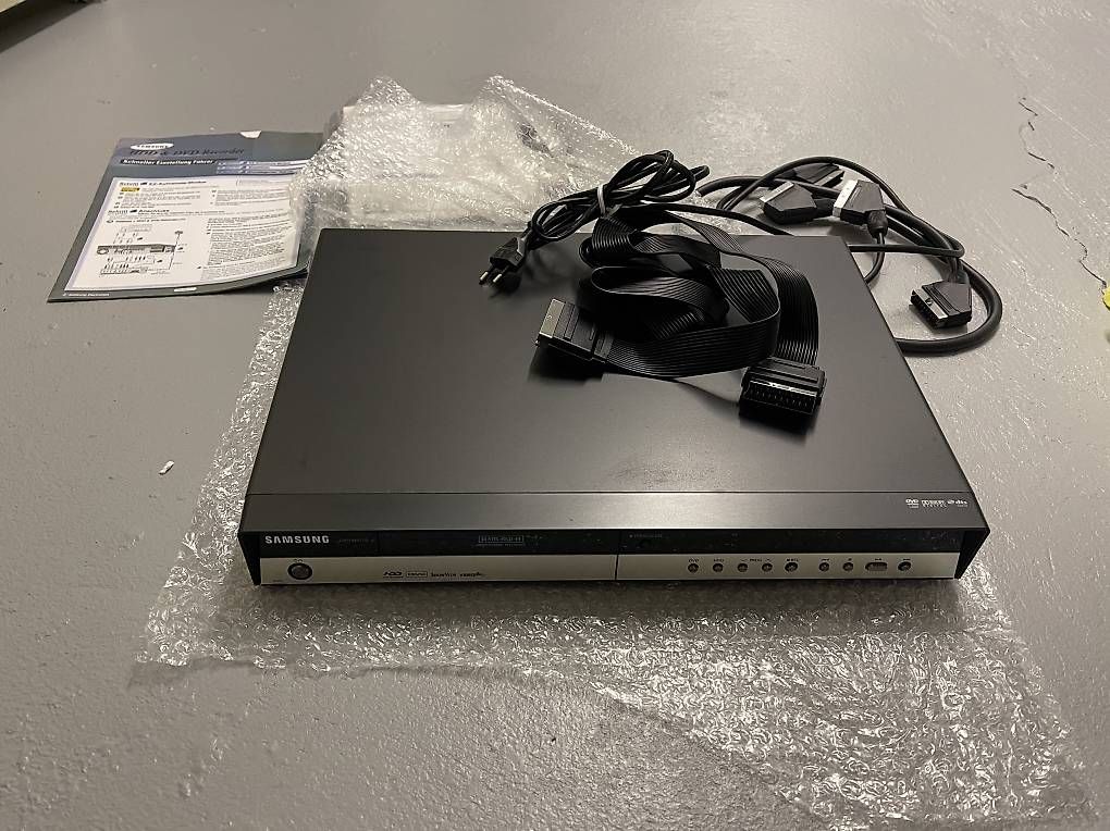 Samsung Lettore multimediale & Streamer: HDD& DVD Recorder SAMSUNG – Usato da Cadenazzo venduto da ero_n8hr