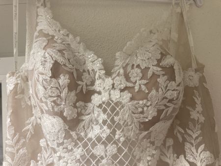 W Traumhaftes Brautkleid Gr. 38 Spitze, fit and flare