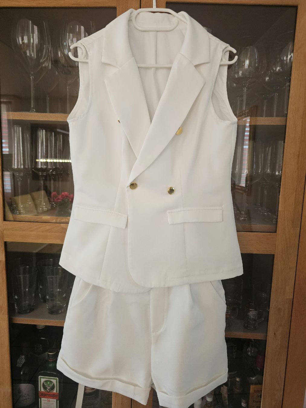 Completi & Tailleur: sommer anzug Gr. M – Nuovo (secondo la descrizione) da Wetzikon ZH venduto da cid_veronika
