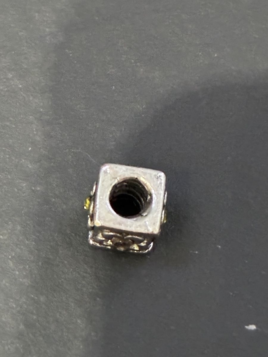 Pandora Ciondoli: Charm Pandora fleur et diamants  – Usato da Chénens venduto da Picco82 3