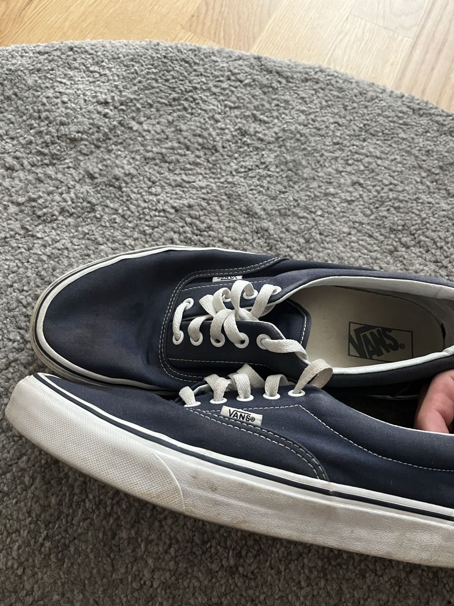 Vans Herrenschuhe: Baskets Vans bleu marine taille 44.5 – Gebraucht aus Massongex von Marthi_99 1