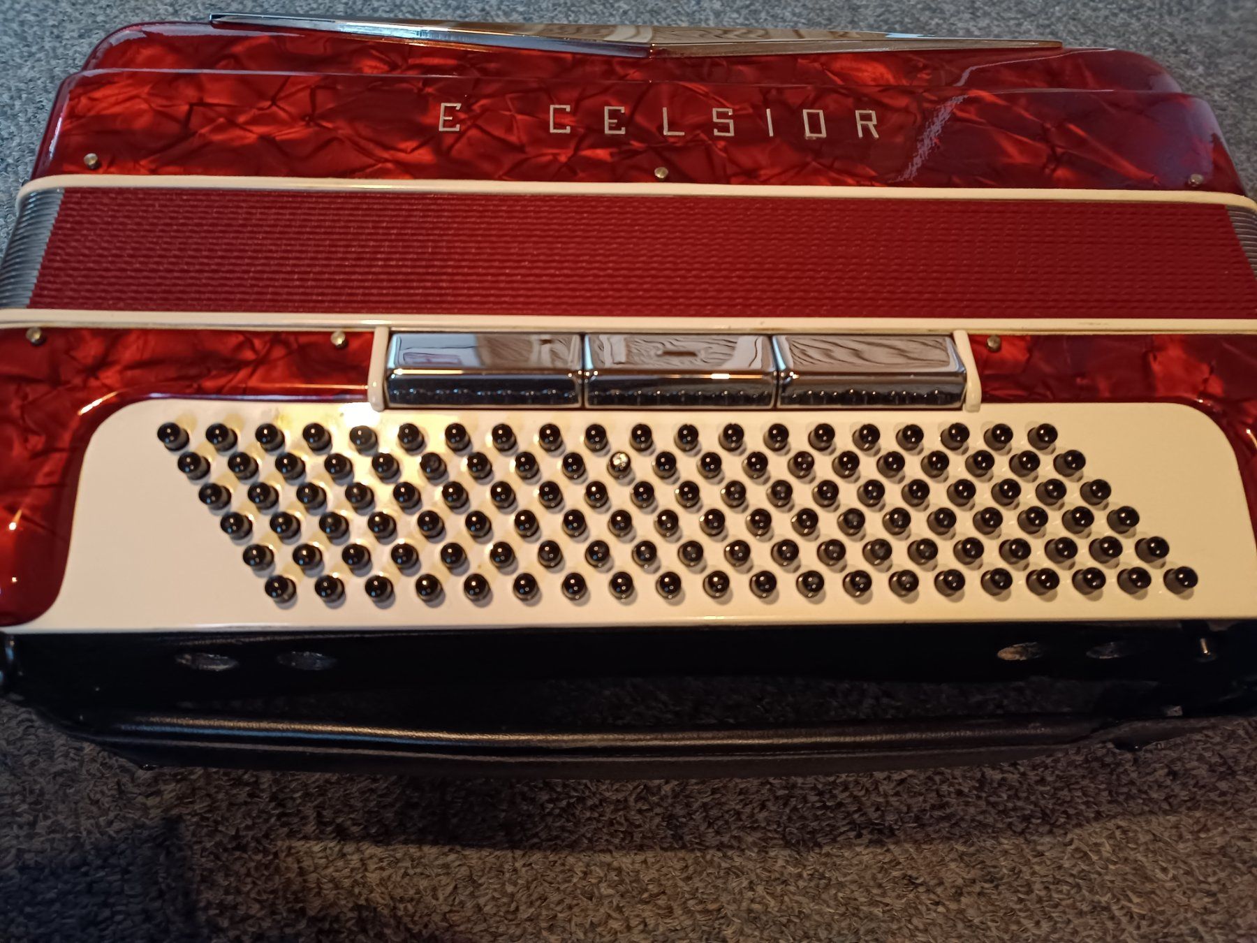 Excelsior Musikinstrumente: Accordéon Excelsior – Gebraucht aus Yverdon-les-Bains von AlexanderN11 2