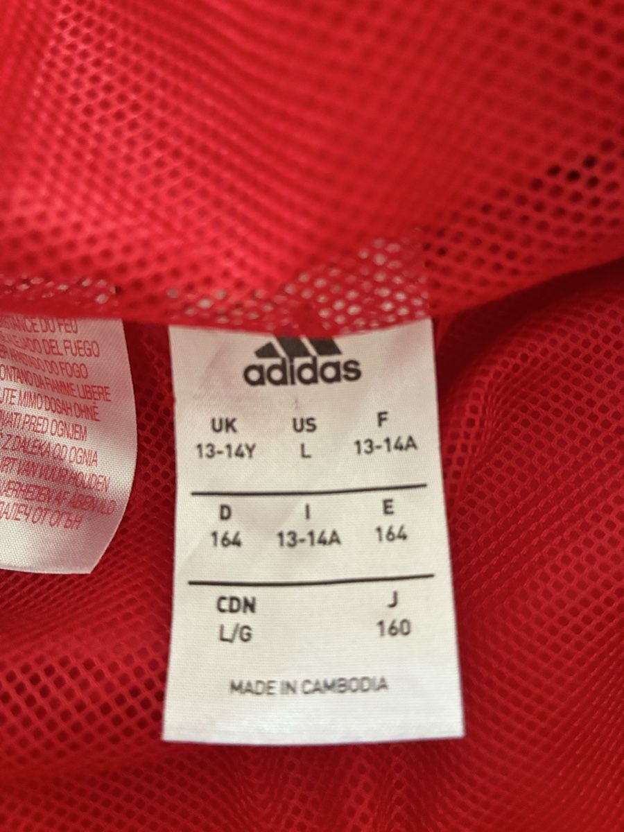 Adidas Giacche: Adidas Red Hooded Jacket Size L used – Usato da Basel venduto da dal_r7dw 1