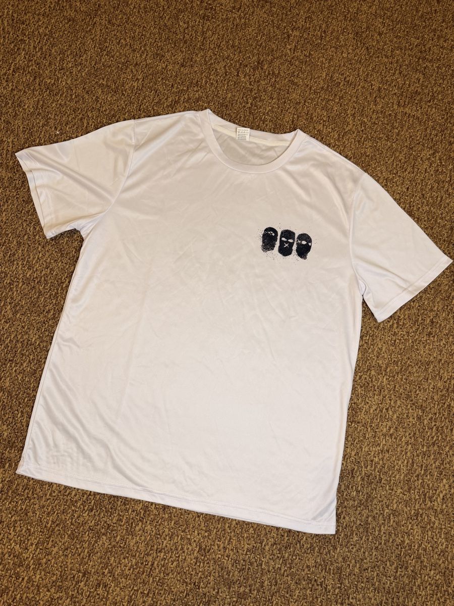 T-shirt: T-shirt OMERTA – Nuovo (secondo la descrizione) da Granges VS venduto da mar_l7yn 1