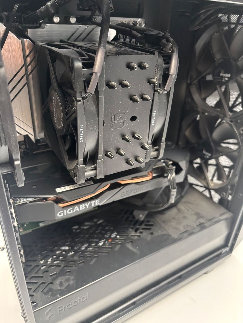 PC: Computer mit Intel i5-12600K und 32GB RAM – Usato da Zürich venduto da mar_hs6l 3
