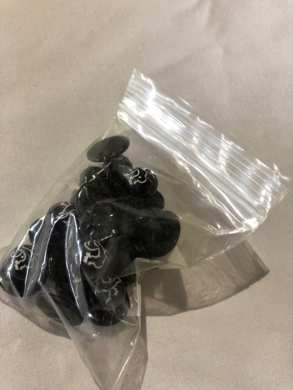 Küchengeräte: 14er Satz Steckknöpfe Güggel – Neu und originalverpackt aus Gossau SG von Sombat 2