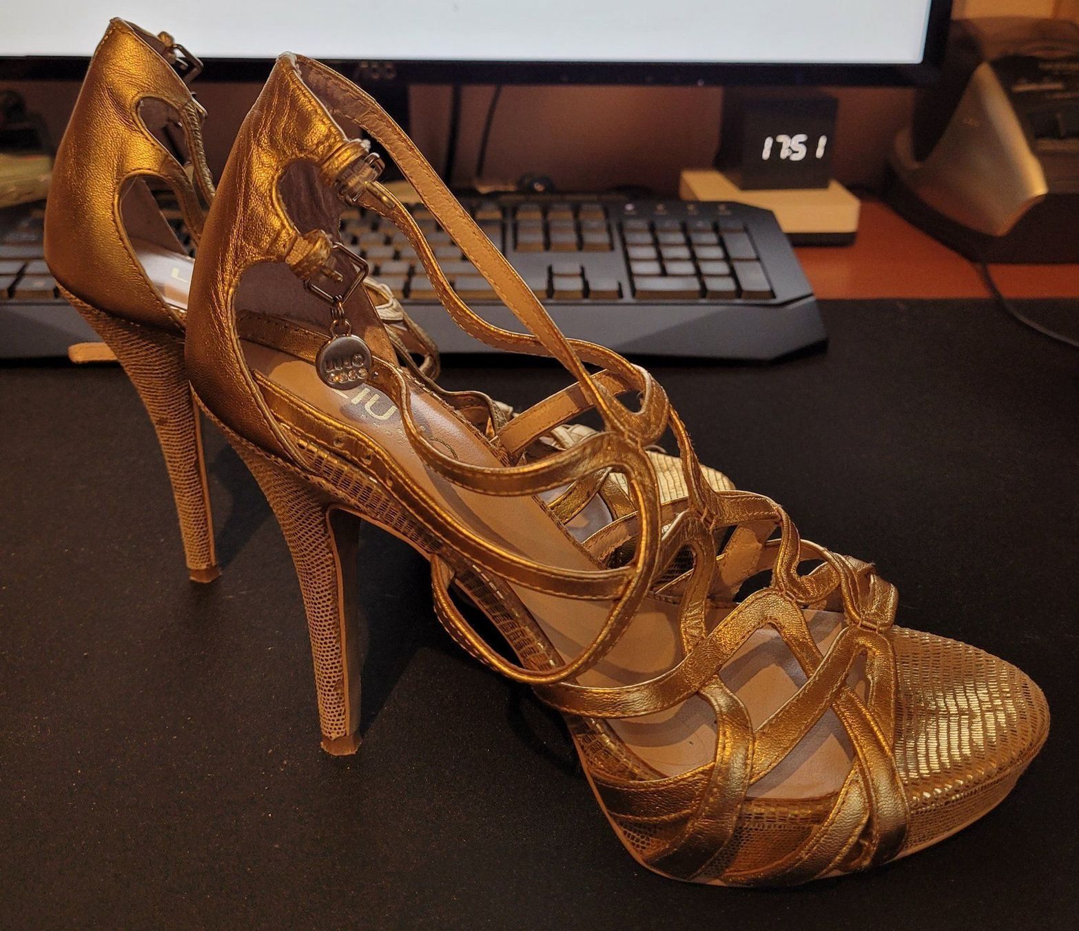 Liu Jo Scarpe da donna: LIU JO Echtleder Pumps – Usato da Volketswil venduto da ald_2x9b 2