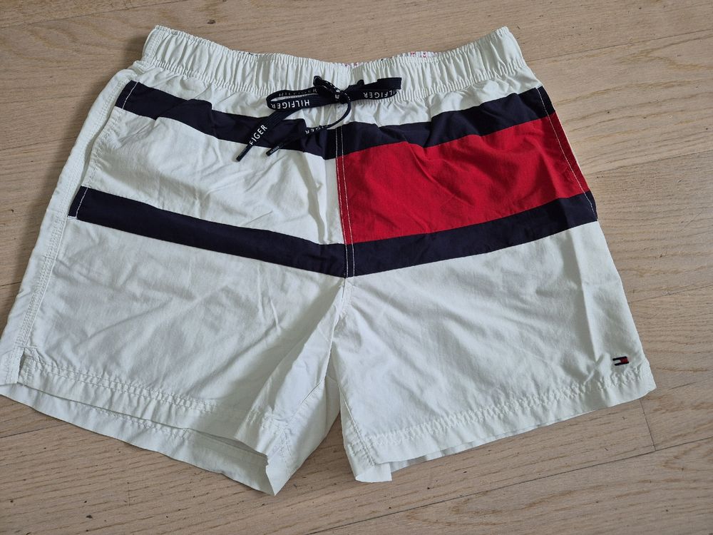 Tommy Hilfiger Hosen: Tommy Hilfiger Shorts/Badeshorts – Gebraucht aus Aeugst am Albis von miizli